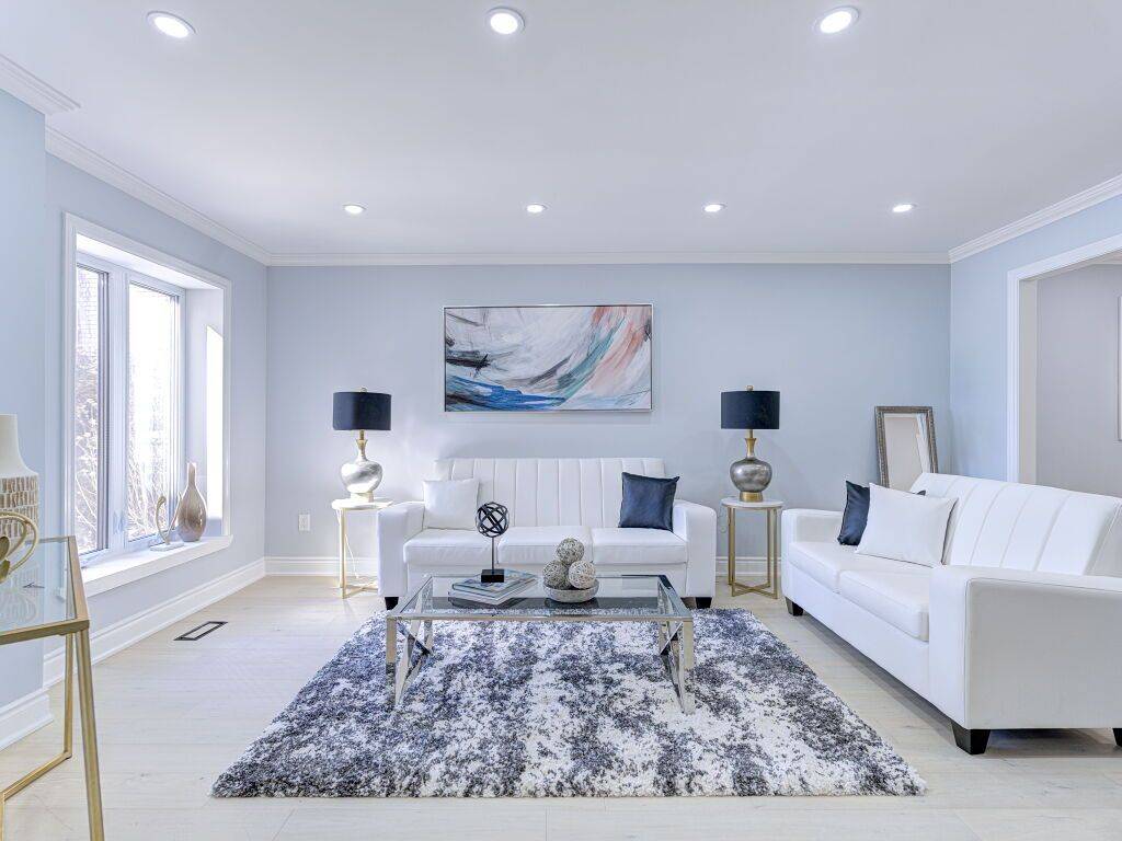 Mississauga, ON L5V 1A2,6127 Silken Laumann WAY