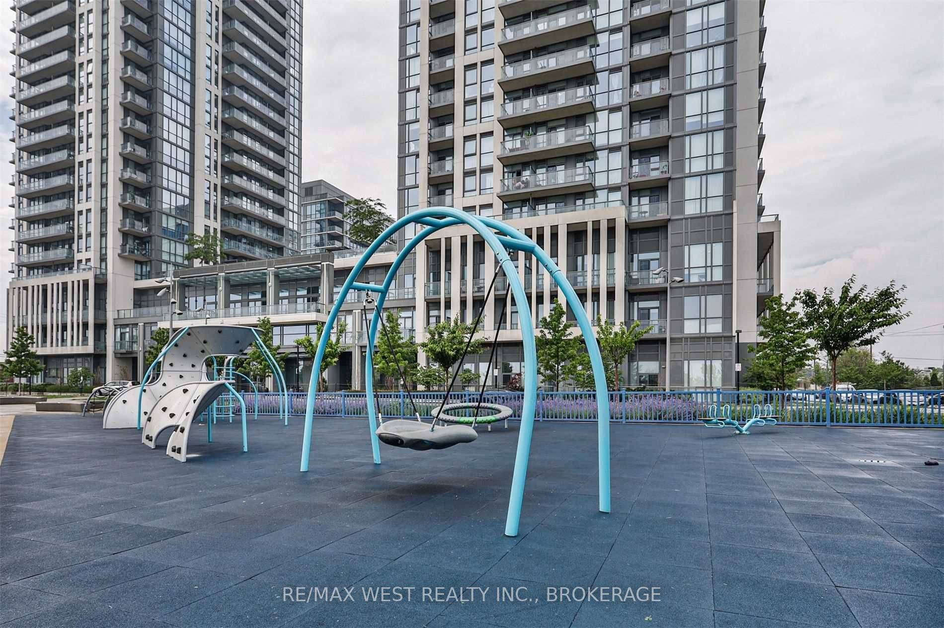 Toronto W08, ON M8Z 4Z6,15 Zorra ST #1107