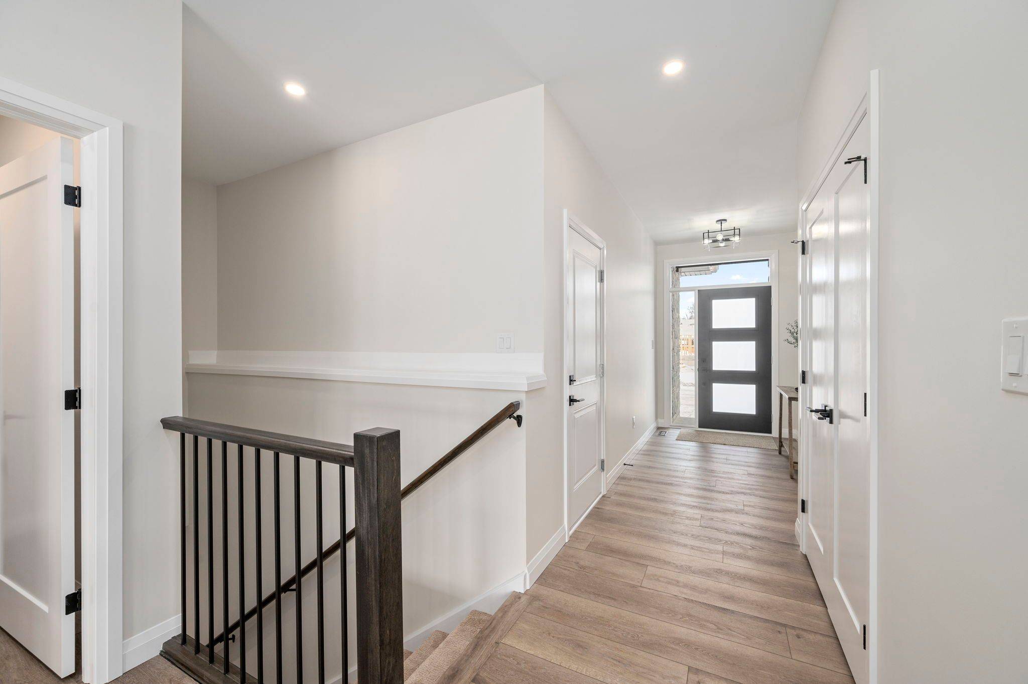 North Middlesex, ON N0M 1A0,32 Postma CRES #6
