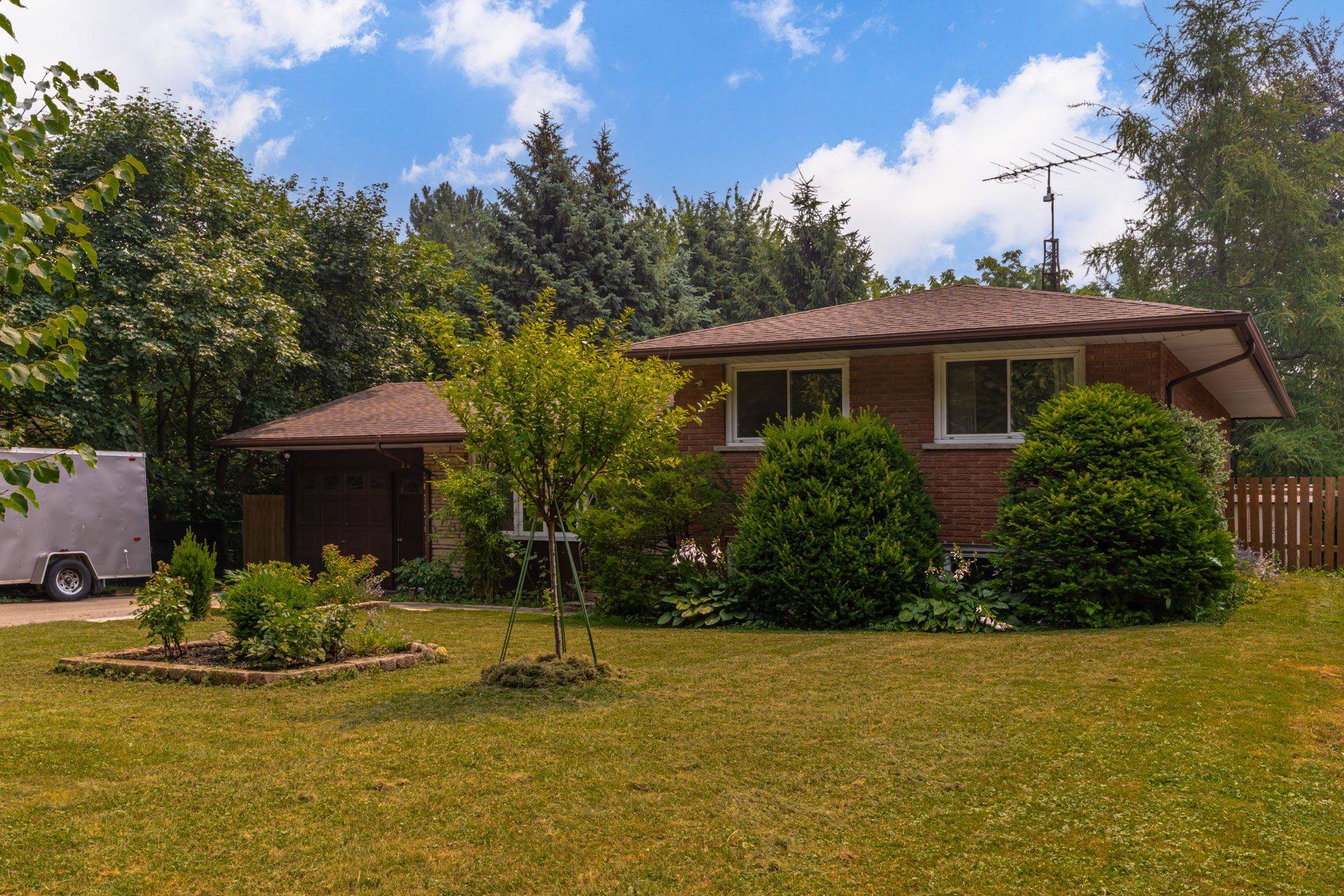 St. Catharines, ON L2M 2G8,36 Trelawne DR