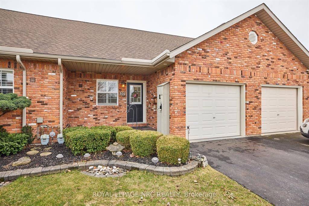 Port Colborne, ON L3K 6G7,37 Maple ST