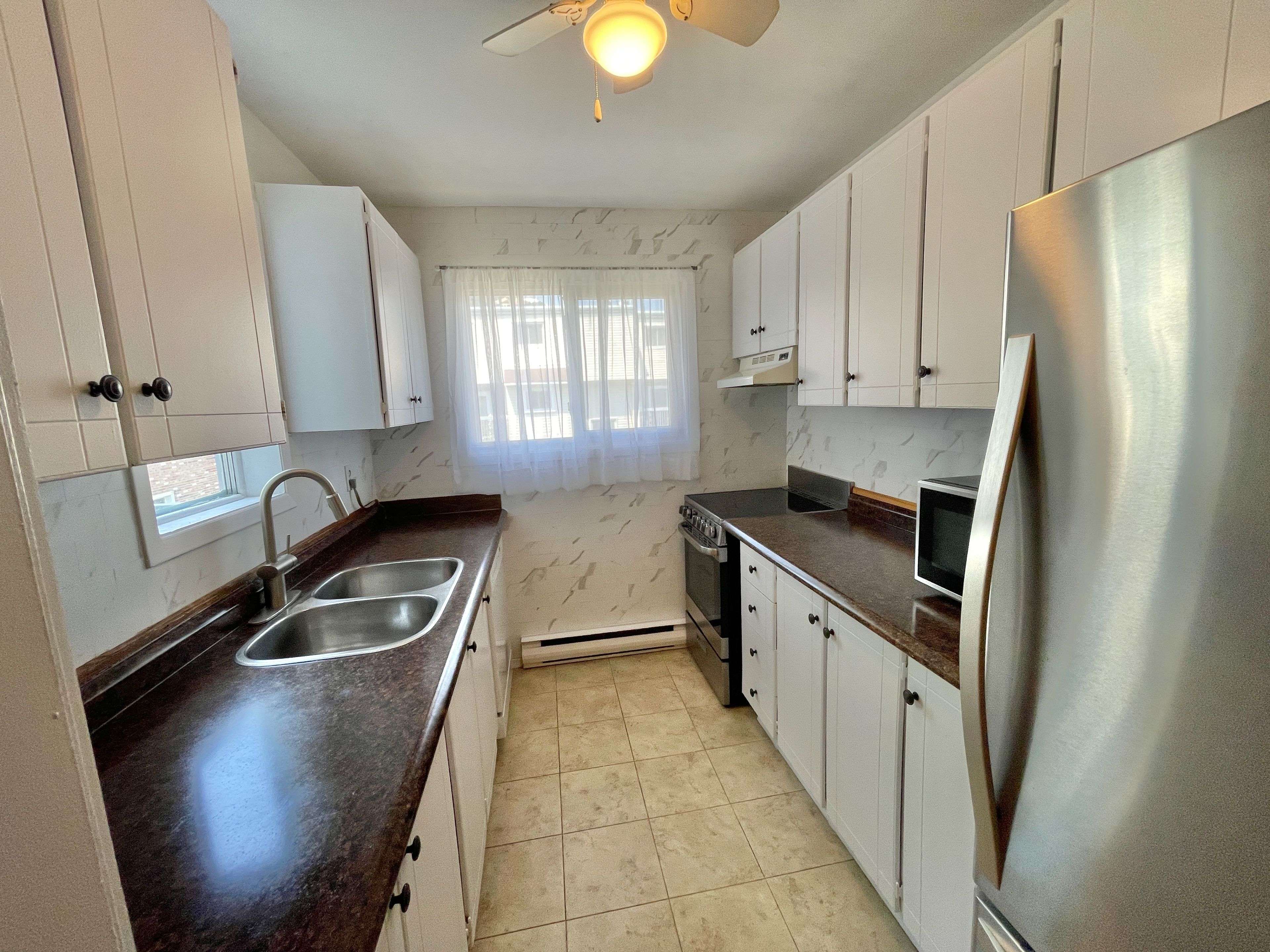 Kingston, ON K7P 1A7,845 Milford DR #313