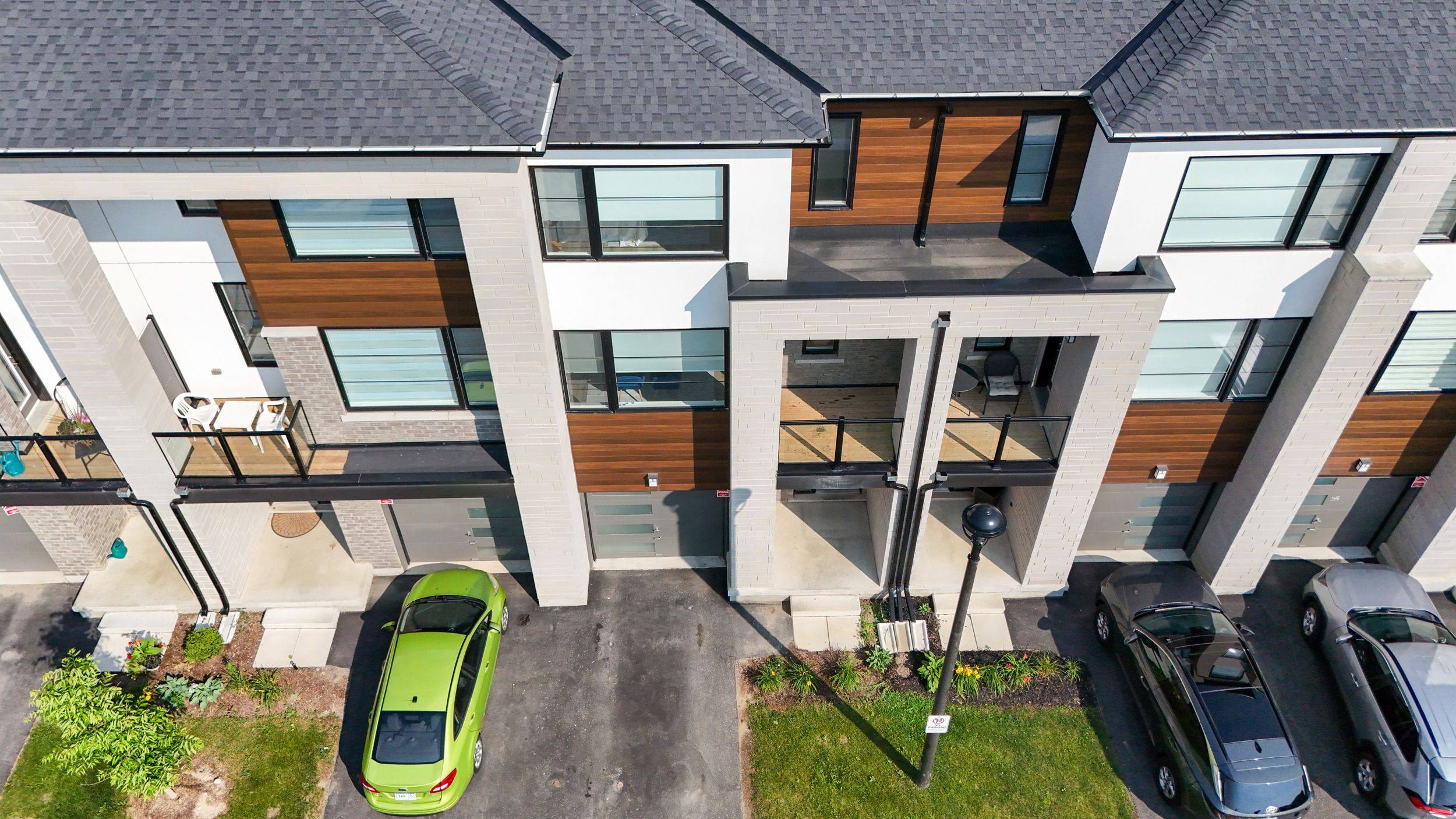Cambridge, ON N3C 2B7,350 River RD #41