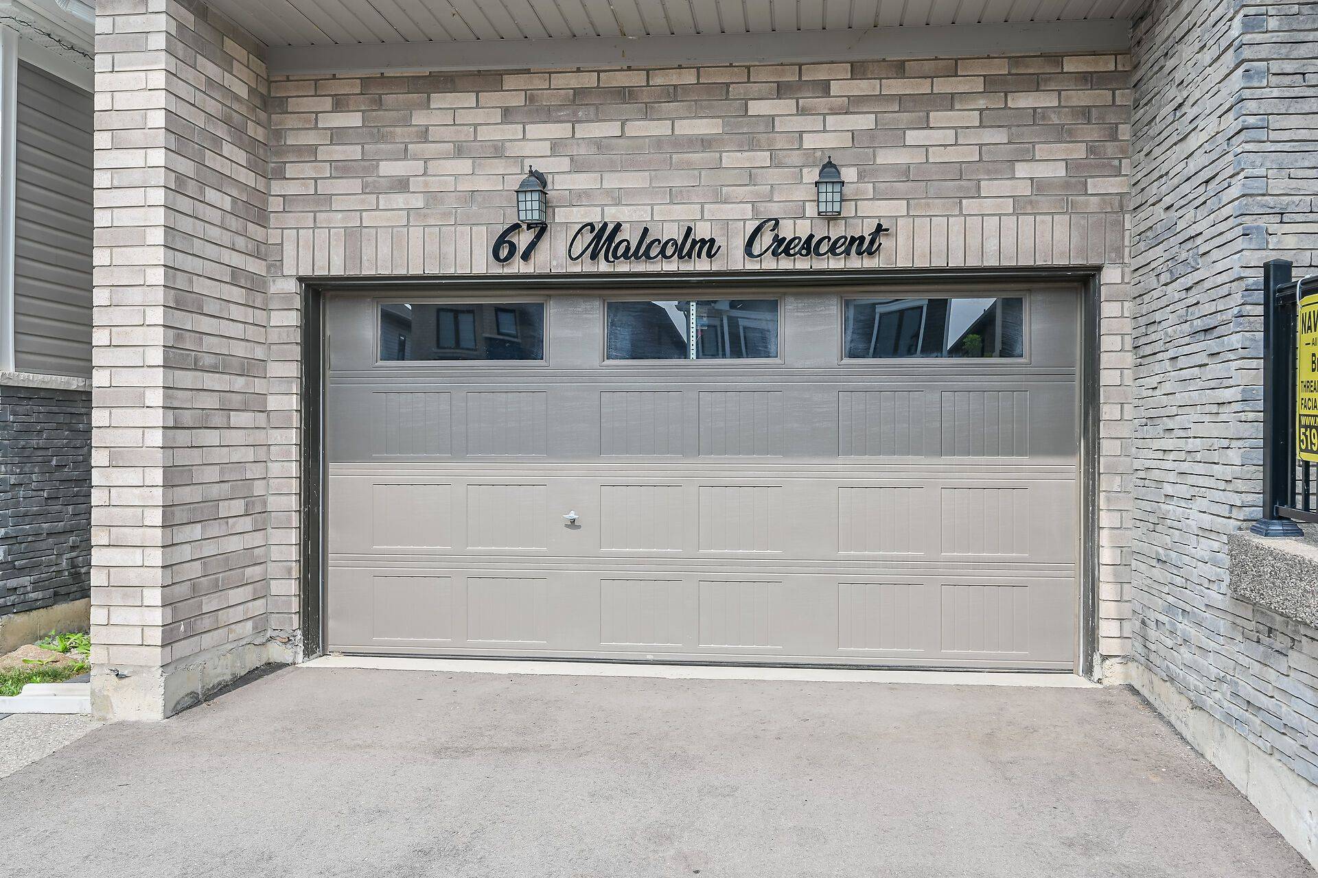 Haldimand, ON N3W 0E9,67 Malcolm CRES