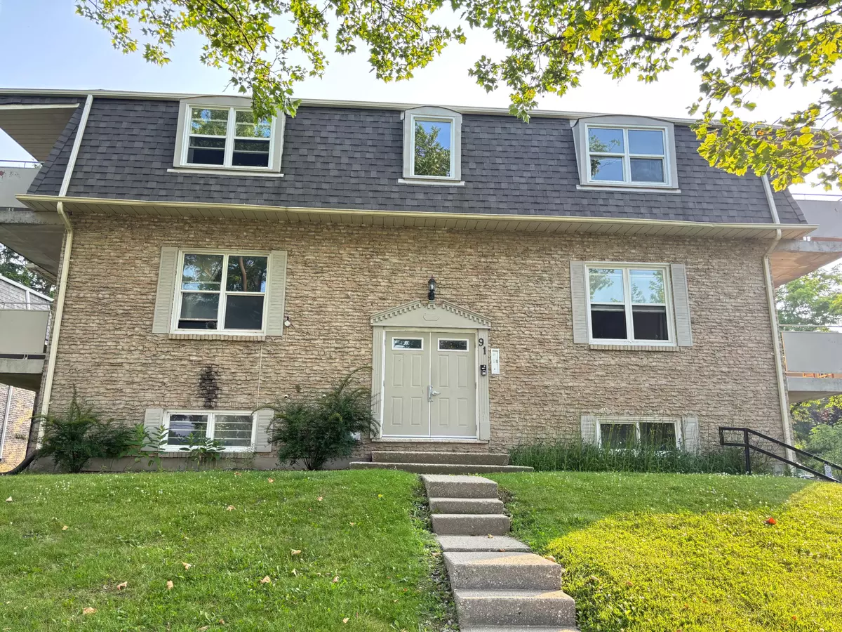 Waterloo, ON N2L 5G5,91 Westmount RD N #3