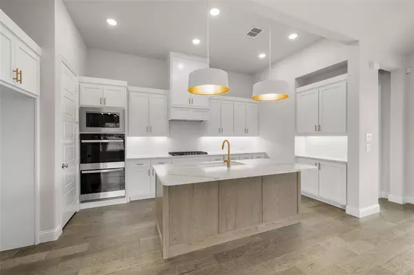 Mansfield, TX 76063,2300 Knapp Trail