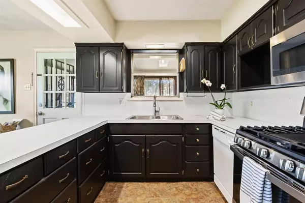 Dallas, TX 75218,11138 Wyatt Street