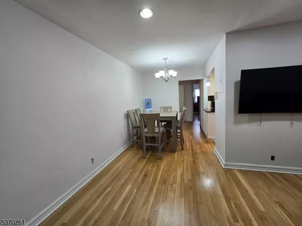 Passaic City, NJ 07055,245 Passaic Av #D37