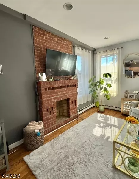 650 1St St, Hoboken City, NJ 07030