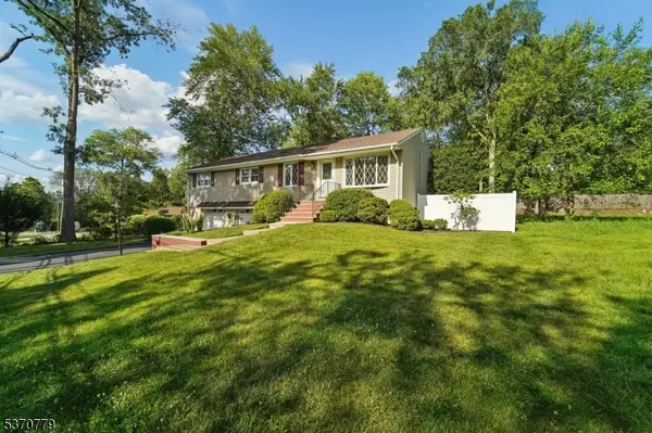 Wayne Twp., NJ 07470,33 Seneca Trl