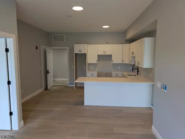 391 Springfield Avenue, Berkeley Heights Twp., NJ 07922