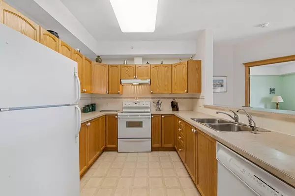 Calgary, AB T3L 2M2,223 Tuscany Springs BLVD Northwest #368