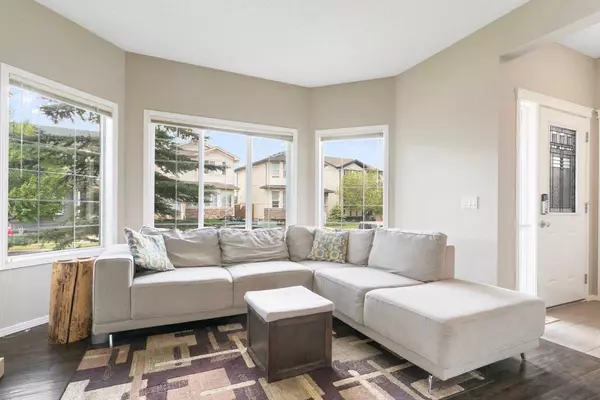 Airdrie, AB T4B 0C6,433 Luxstone PL SW