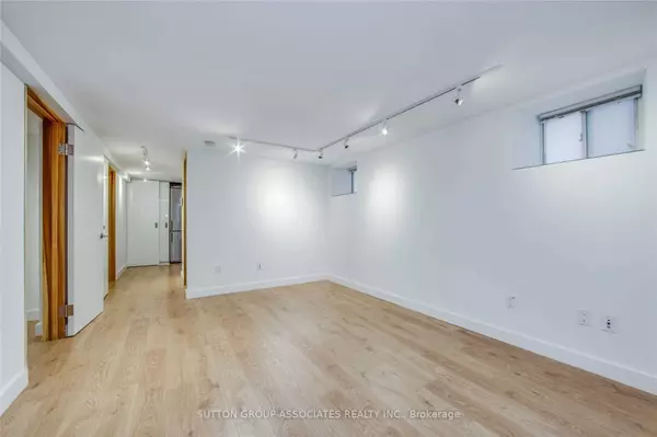 Toronto C02, ON M5R 1L7,18 Kendal AVE #Bsmt front