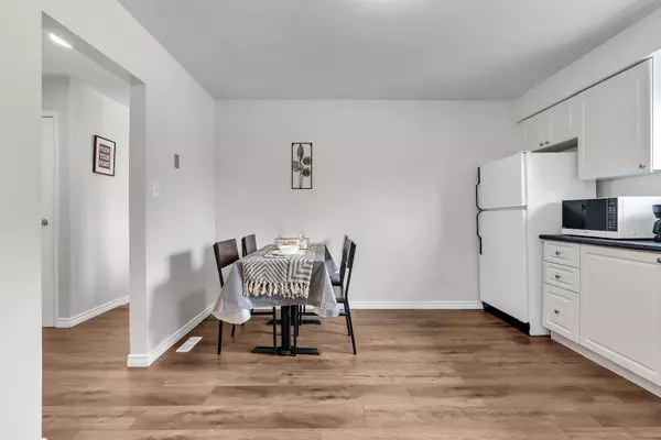 Oshawa, ON L1G 6Z3,1333 Mary ST N #35