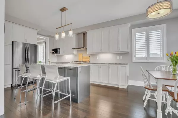 Innisfil, ON L0L 1L0,25 Copeland CRES