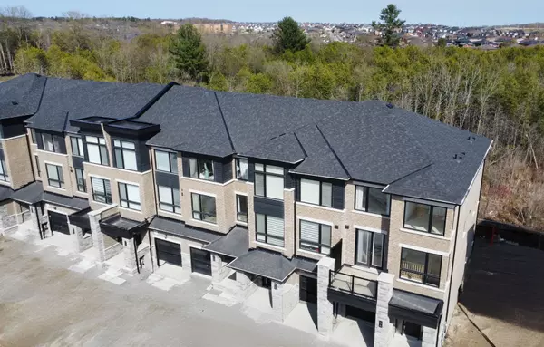 Barrie, ON L9J 0N4,66 Blue Forest CRES