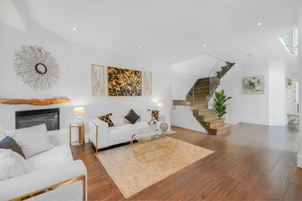 470 Faith DR #95, Mississauga, ON L5R 4E8