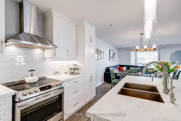 Mississauga, ON L5A 2T8,3206 Candela DR