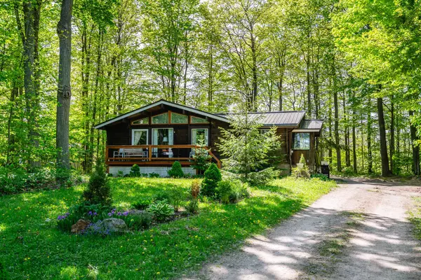 117 MCCULLOUGH LAKE DR, Chatsworth, ON N0H 2V0
