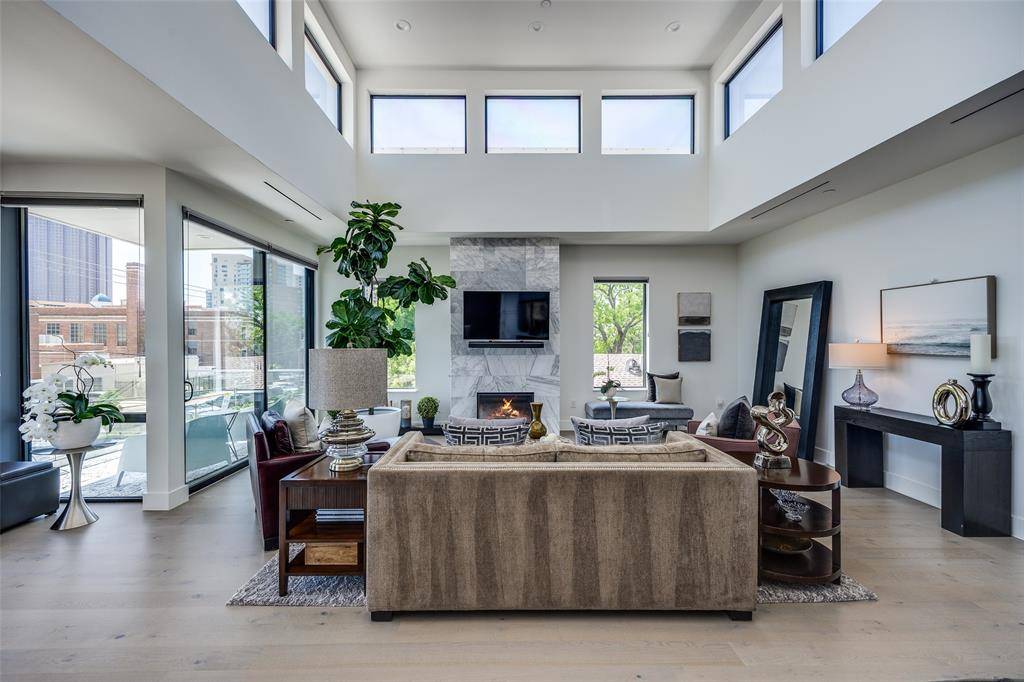 Dallas, TX 75204,3923 Cole Avenue #302