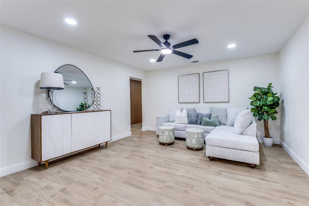 2308 Lynnhaven Road, Fort Worth, TX 76103