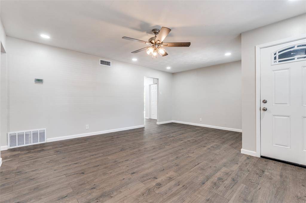 Dallas, TX 75228,2406 Globe Avenue