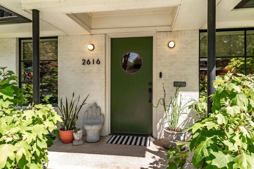 Dallas, TX 75214,2616 Pasadena Place