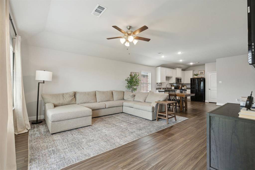 Greenville, TX 75402,1432 Warringwood Drive