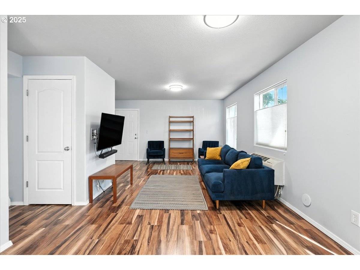 Portland, OR 97236,3317 SE 122ND AVE #1