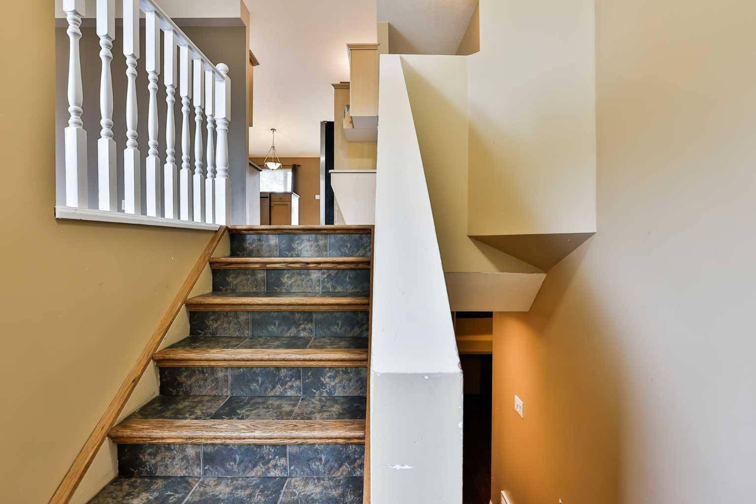 Lethbridge, AB T1K 6P2,63 MT Alderson CRES W