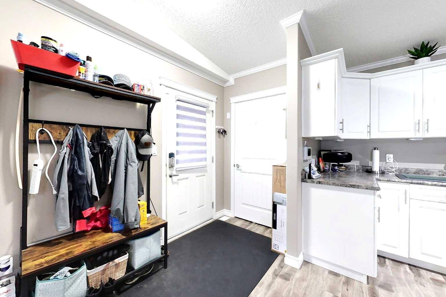 Slave Lake, AB T0G2A4,321 12 ST SW