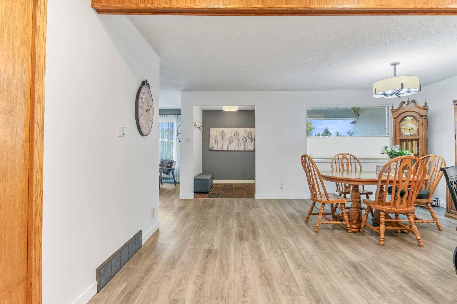 Lethbridge, AB T1K 1H8,2702 21 AVE South