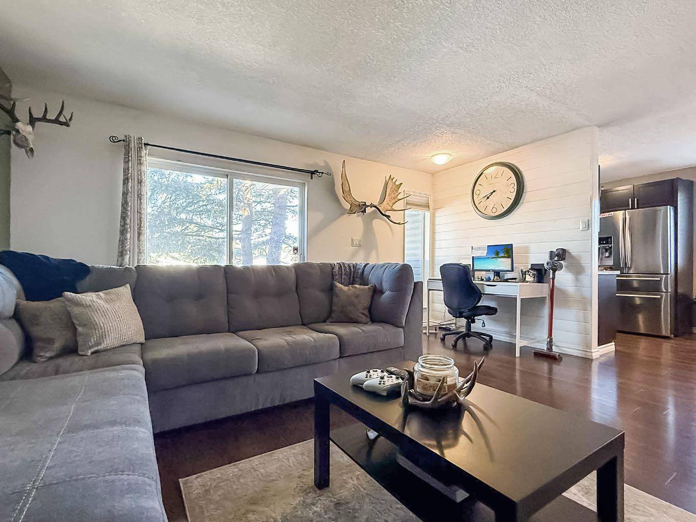 Grande Cache, AB T0E0Y0,10729 105th AVE