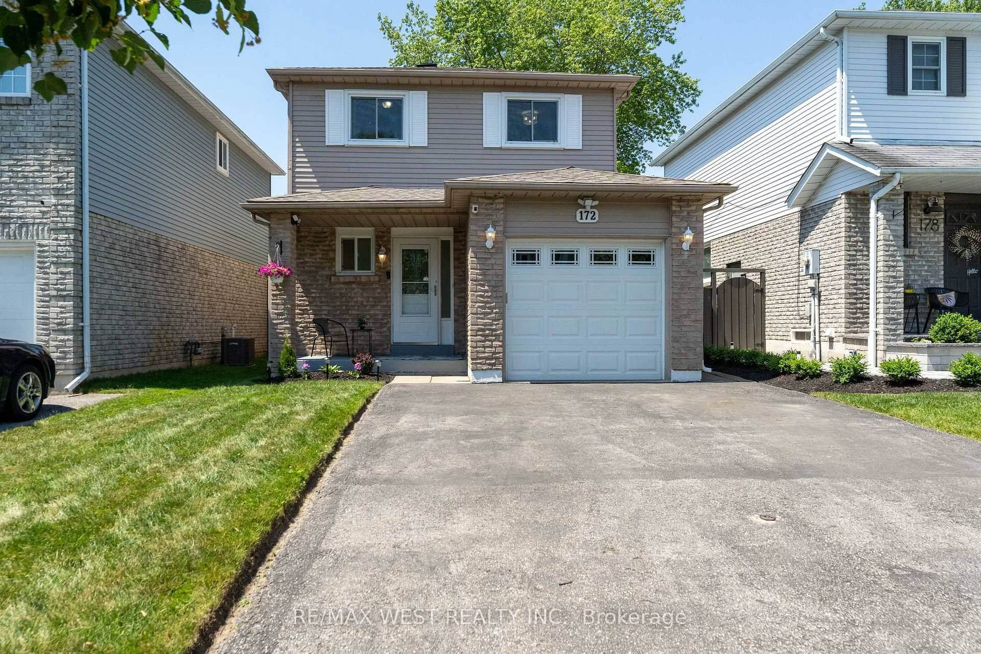 Oshawa, ON L1J 7Y2,172 Lichen CRES