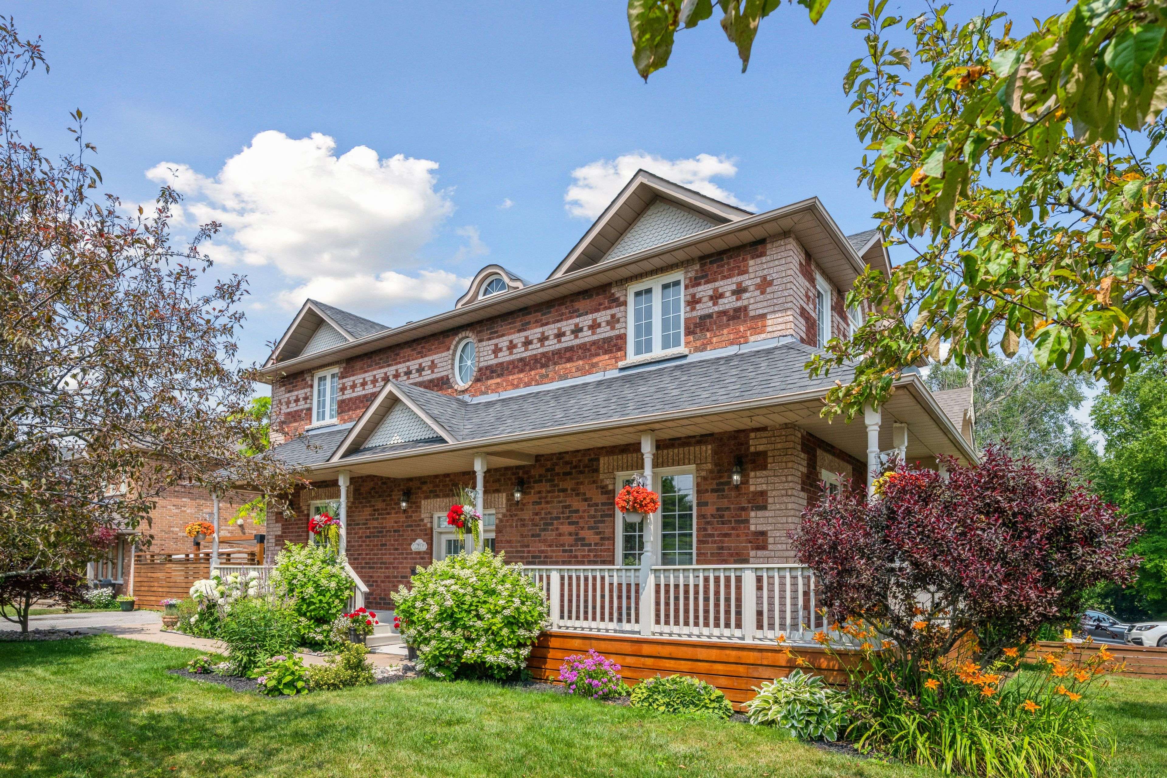 Ajax, ON L1S 1G3,937 Pickering Beach RD