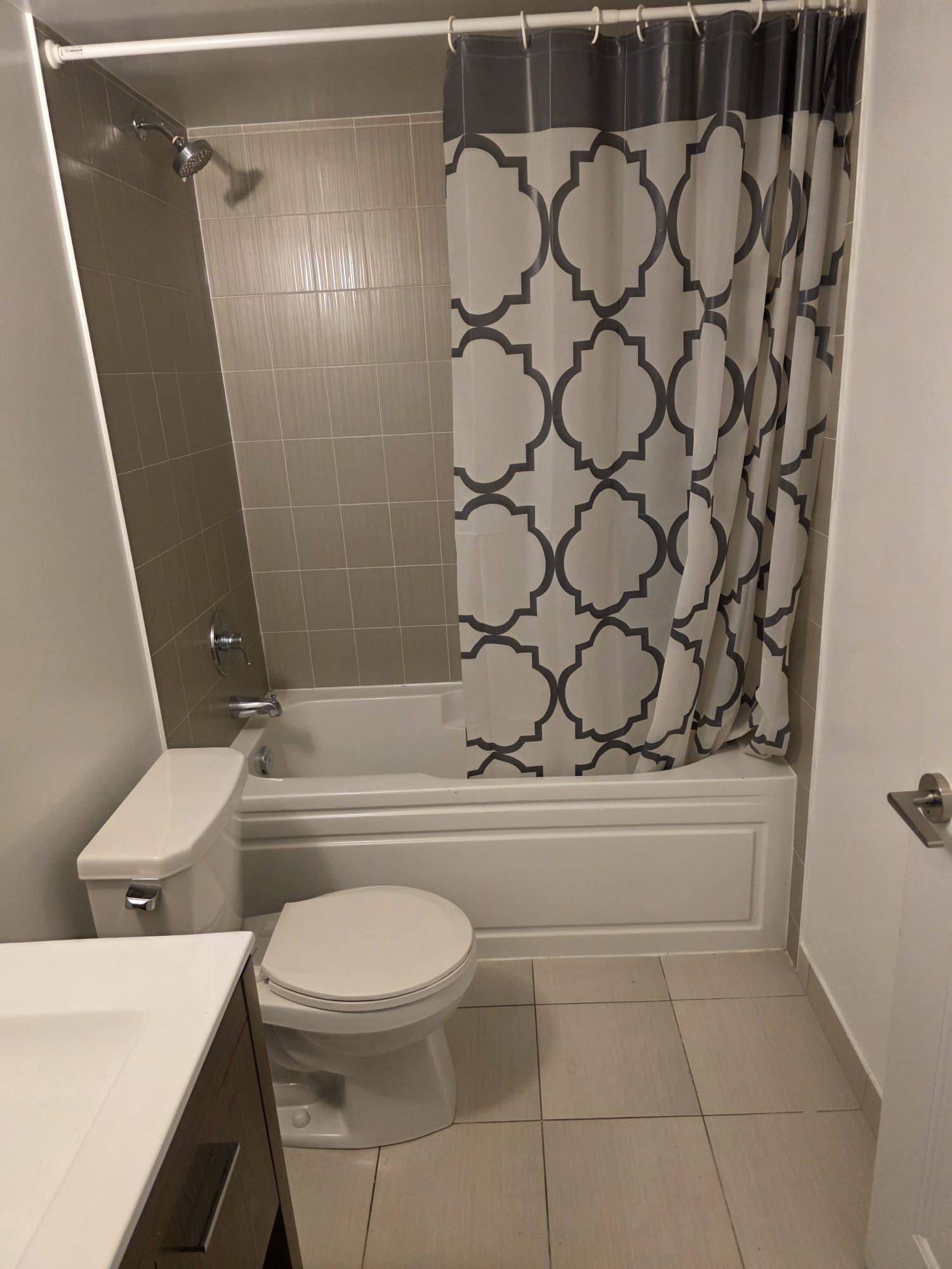 Toronto E09, ON M1G 0A6,30 Meadowglen PL #201