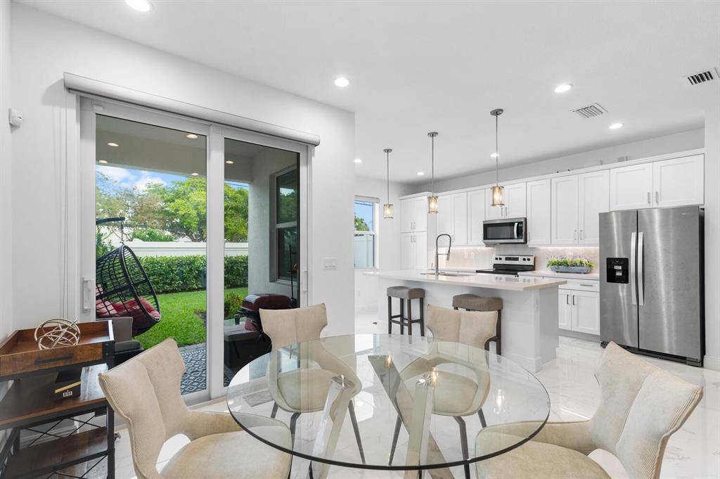 Deerfield Beach, FL 33442,632 Parsons Way