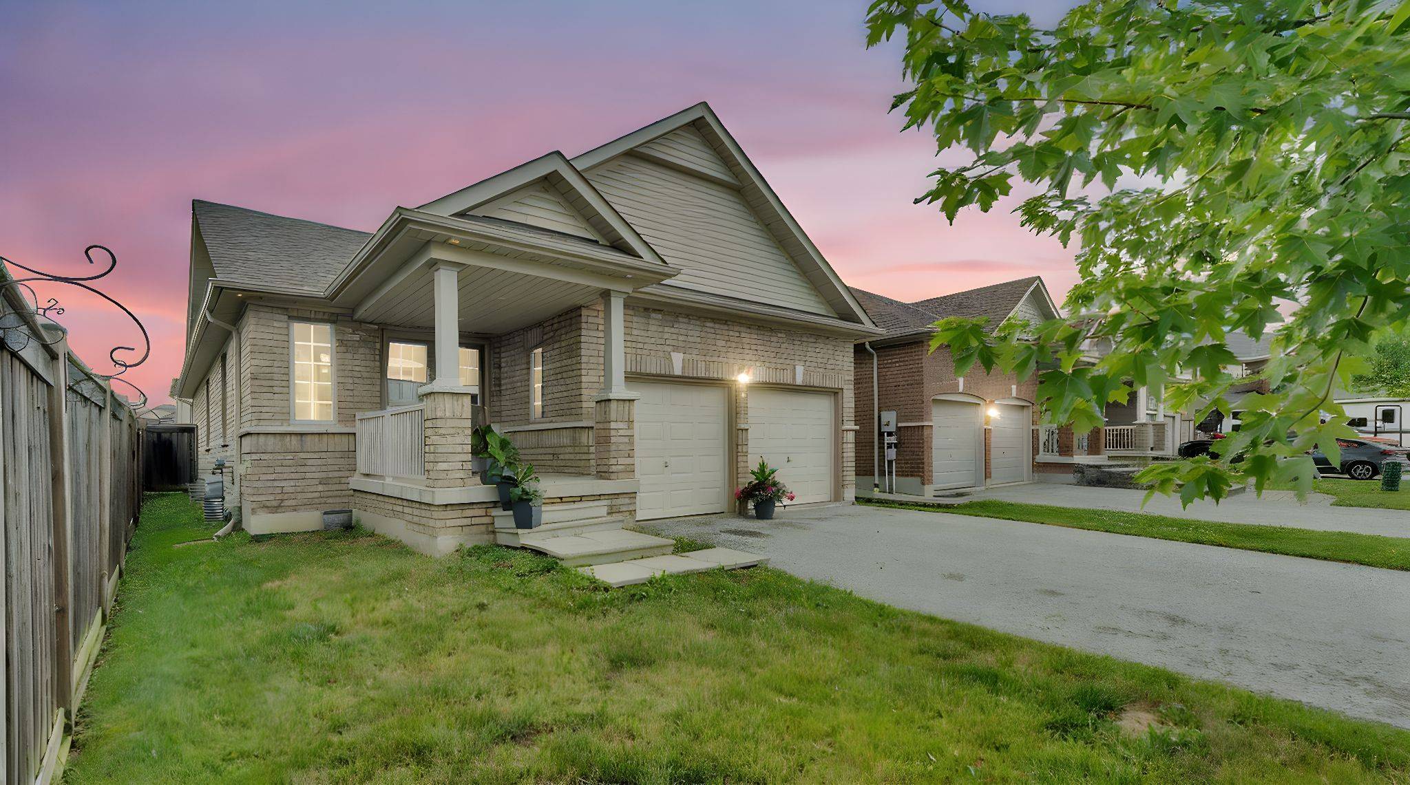 New Tecumseth, ON L9R 0C1,58 Warman ST