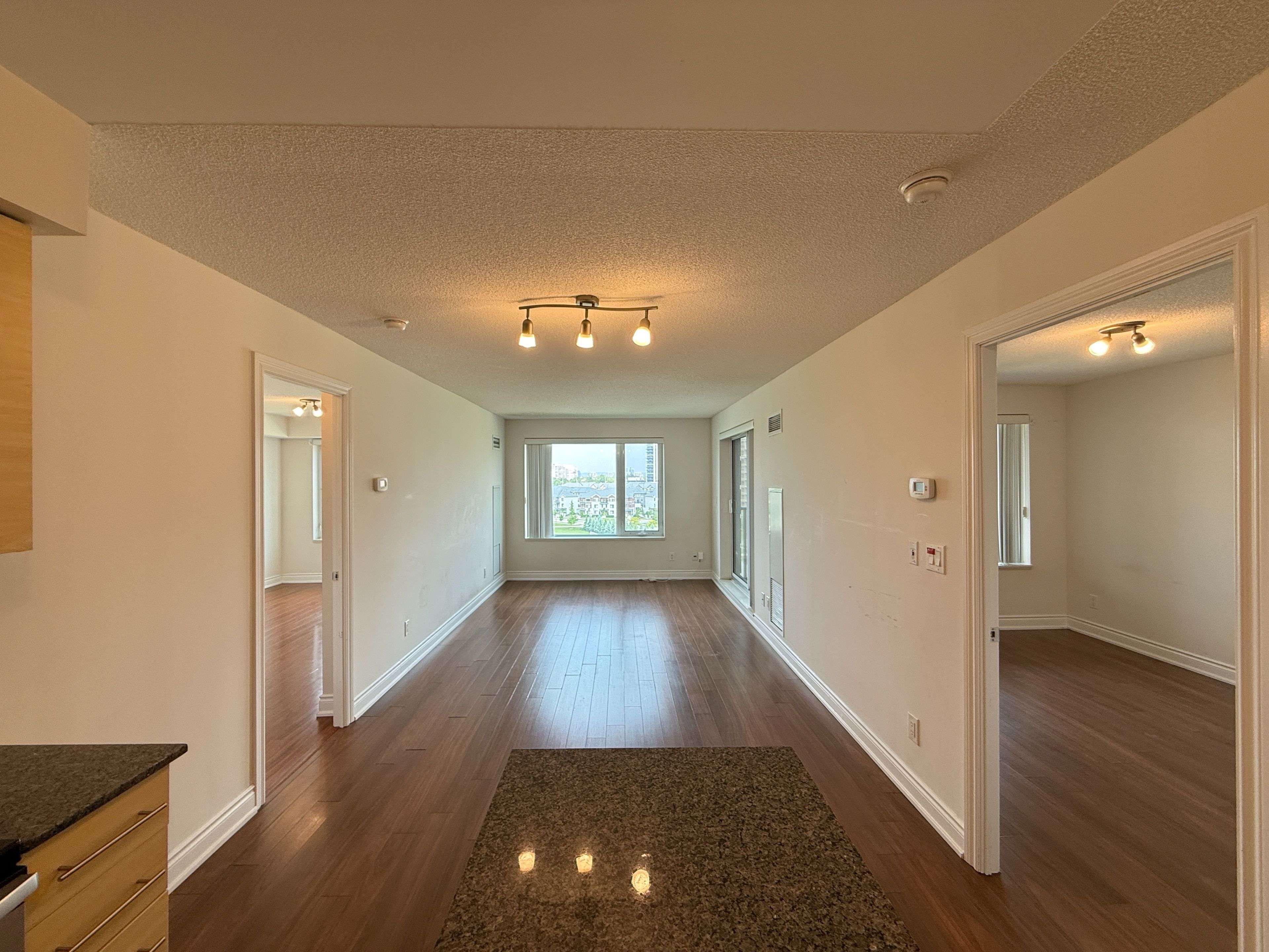 Markham, ON L3T 0B3,233 South Park RD #1006