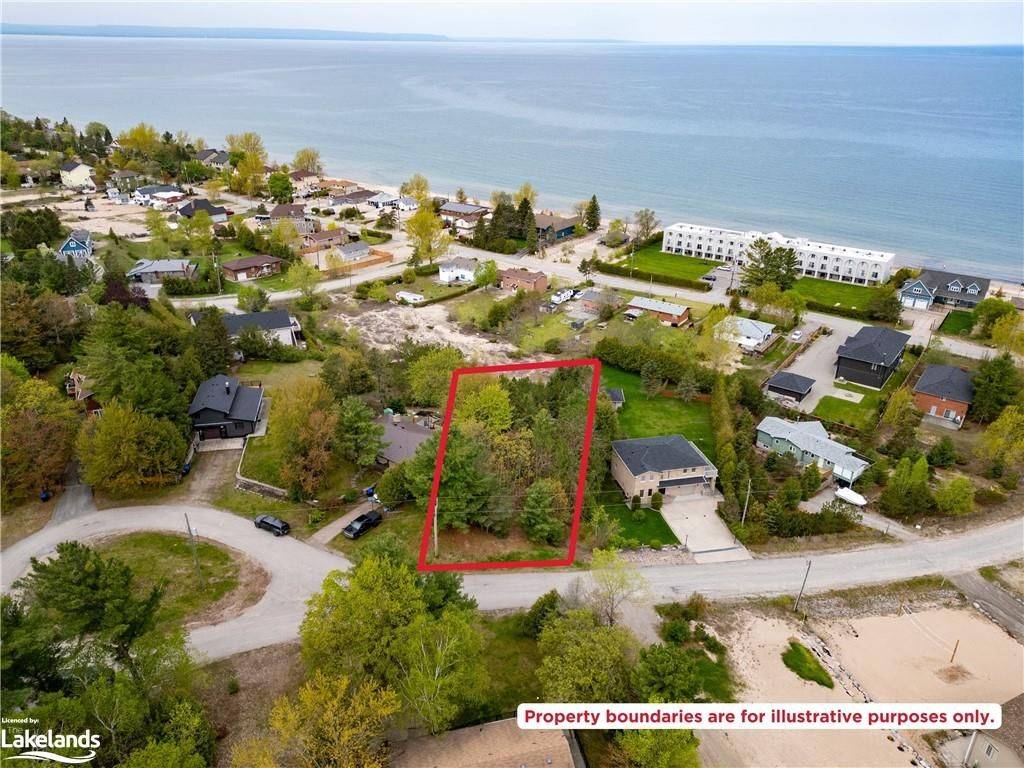 10 Lorrie CRES, Tiny, ON L0L 2T0