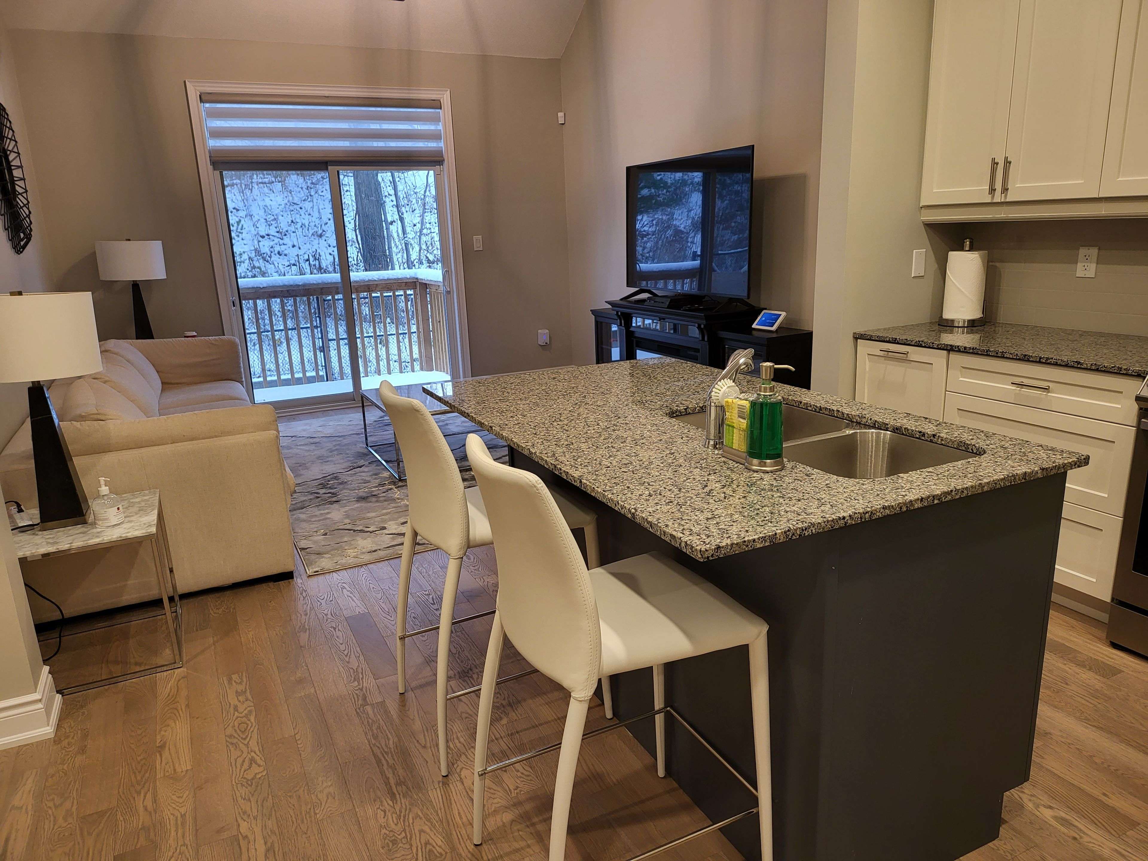 Wasaga Beach, ON L9Z 0K6,13 Eberhardt DR