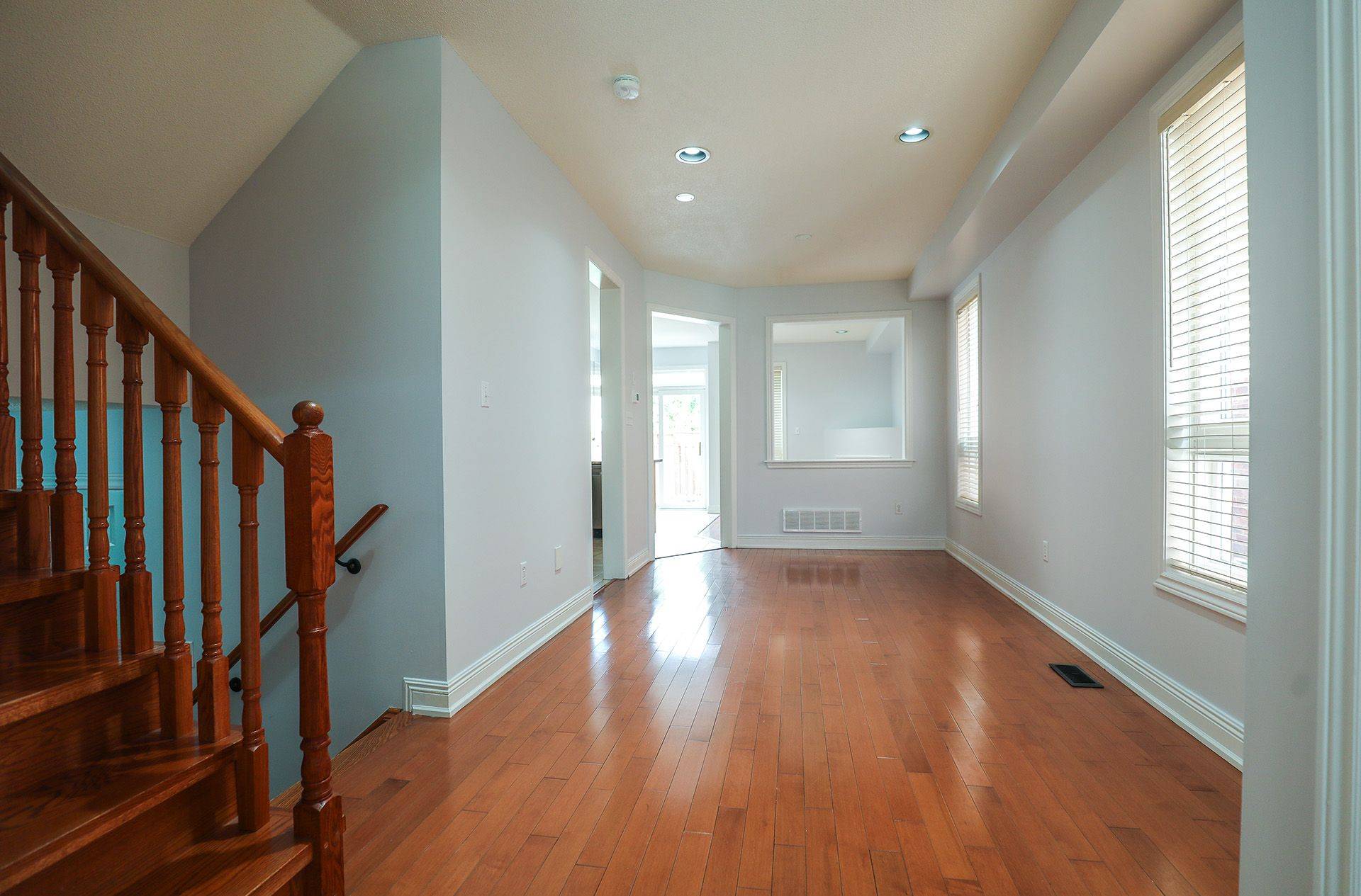 Brampton, ON L6Y 5M3,124 Nathaniel CRES