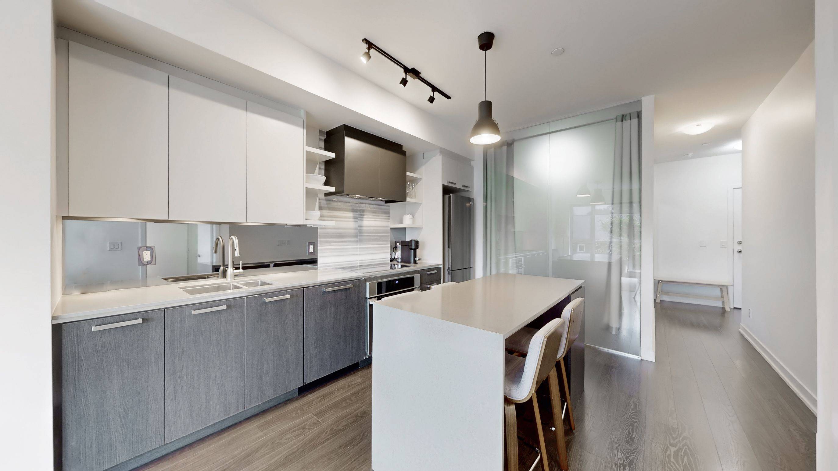 Toronto W02, ON M6P 0A2,1830 Bloor ST W #323