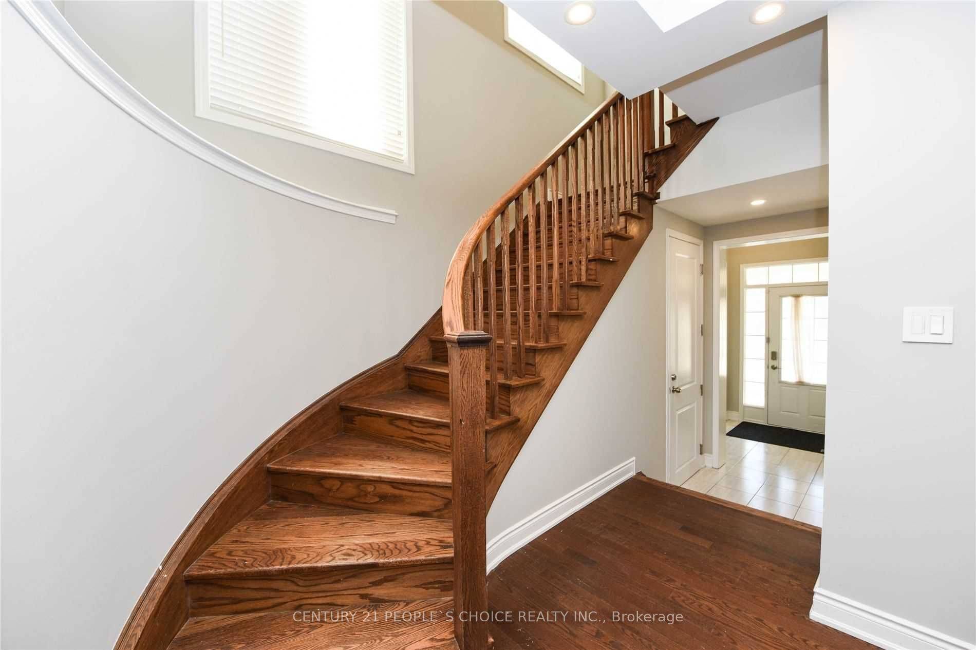 Milton, ON L9E 1C8,249 Hinton TER #Main