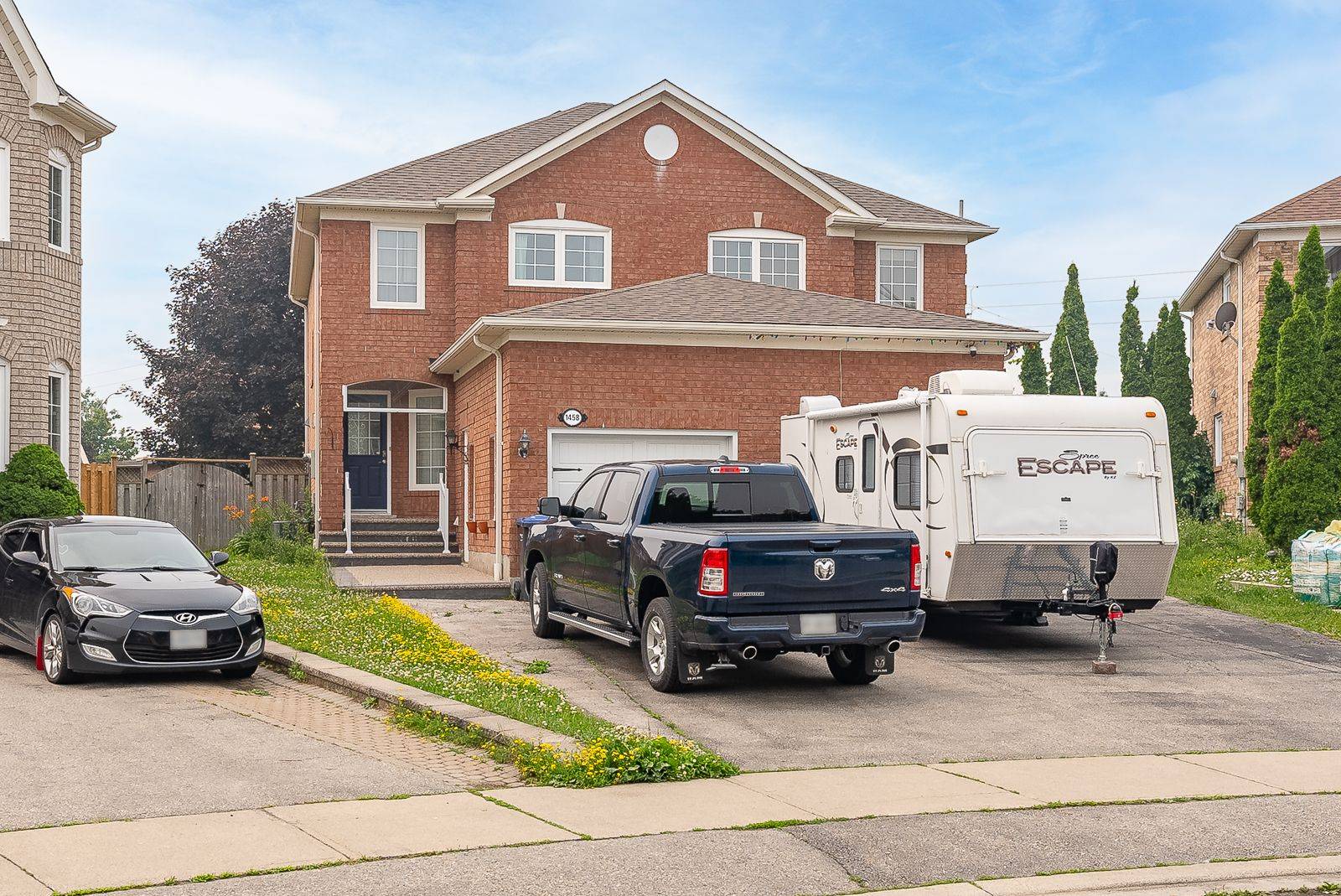 Mississauga, ON L5N 8B4,1458 Quest CIR