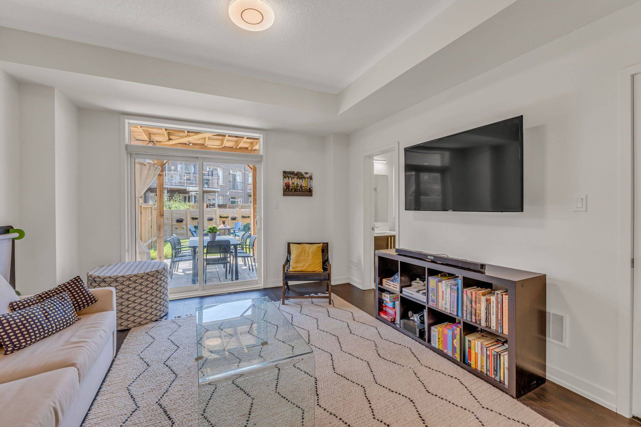 Oakville, ON L6H 0P4,214 Fowley DR