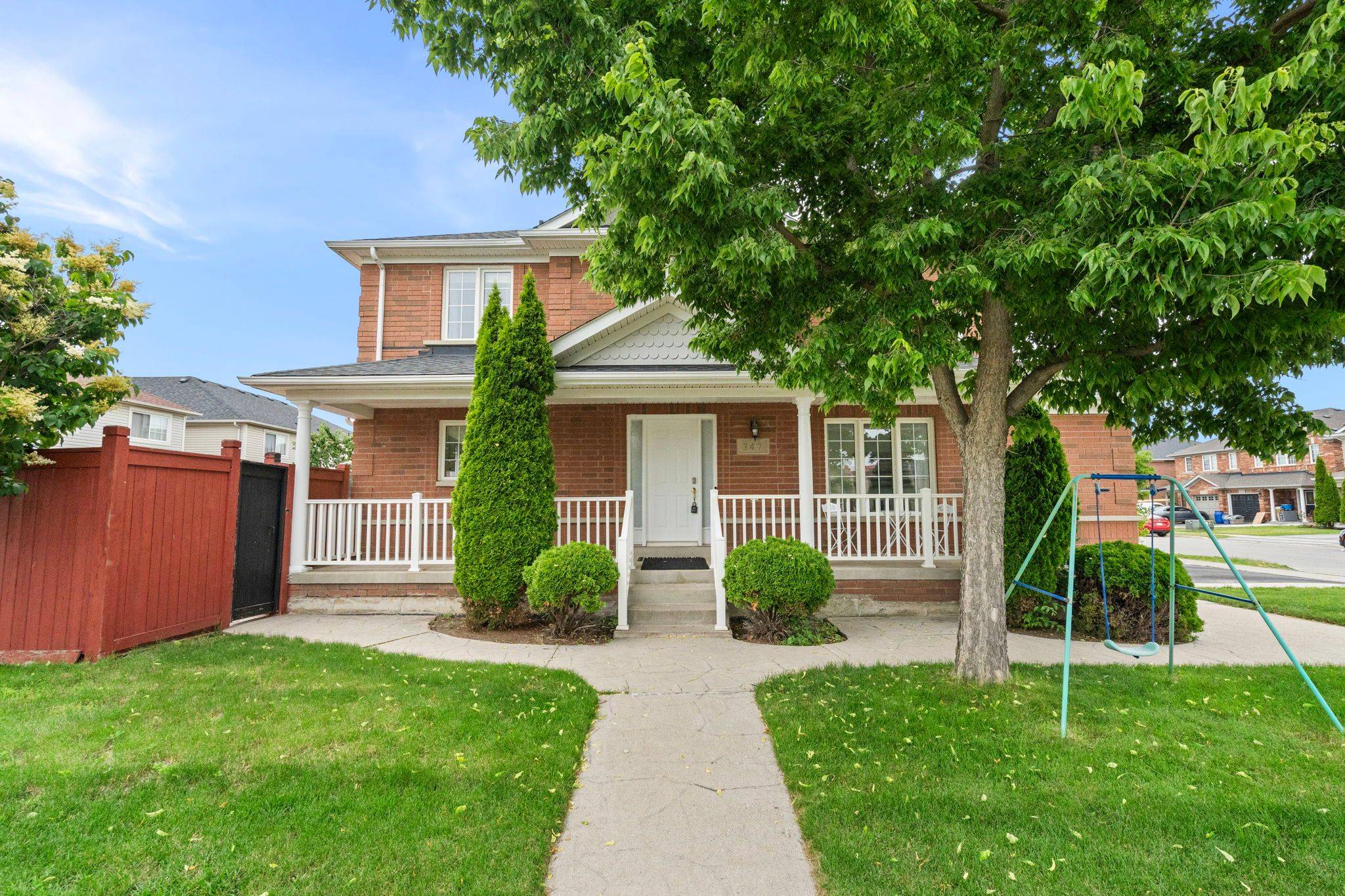 Brampton, ON L7A 3M6,347 Brisdale DR