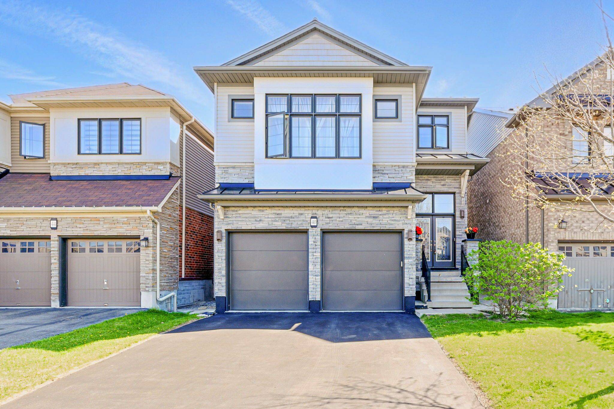 40 Aldgate AVE, Hamilton, ON L8J 0H9
