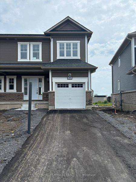 121 Gildersleeve BLVD, Loyalist, ON K0H 1G0